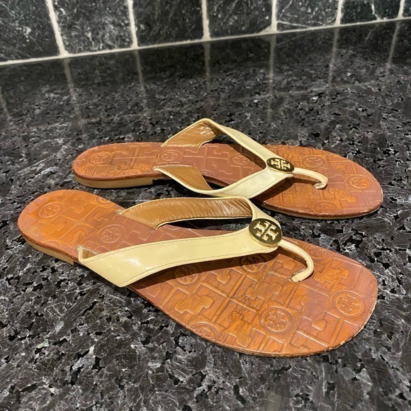 Tory Burch Thora‎ Leather Flip Flop Sandal - Picture 1 of 9